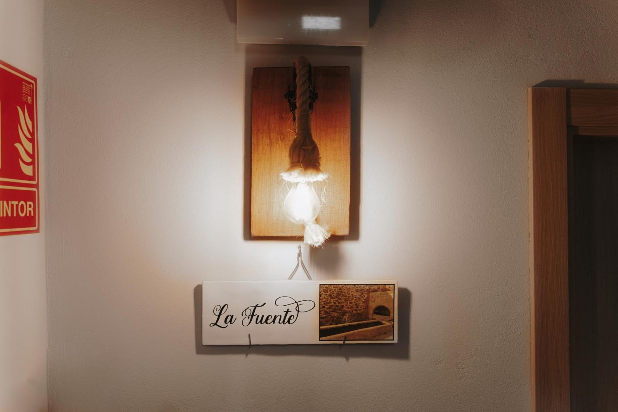 Apartamentos Casa Rural El Ventanico Olocau del Rey エクステリア 写真